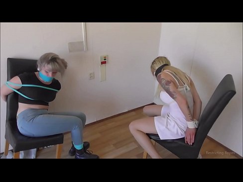 ❤️ Závislá / svázaná a s roubíkem / dáma v nesnázích Porno u nás cs.japangaysex.ru ️❤
